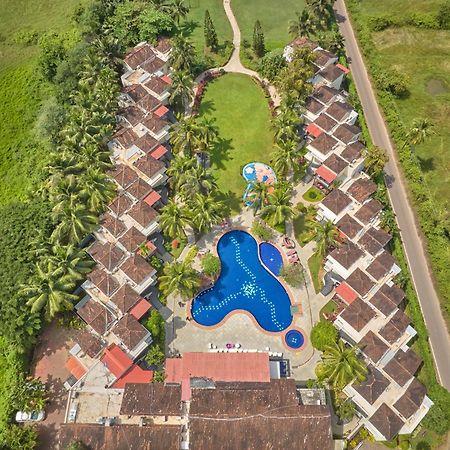 Royal Orchid Beach Resort & Spa, Utorda Beach Goa Exterior foto