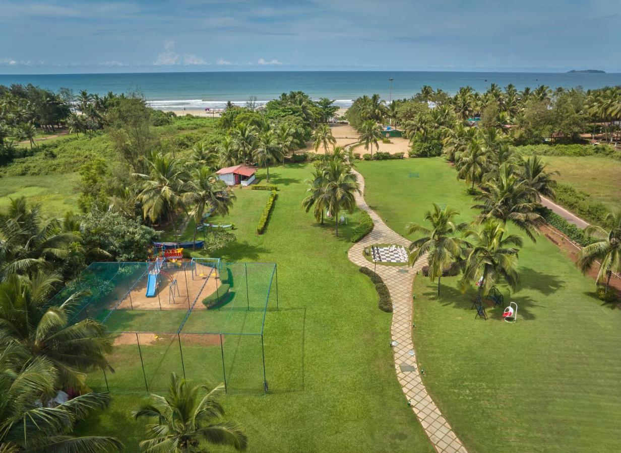Royal Orchid Beach Resort & Spa, Utorda Beach Goa Exterior foto