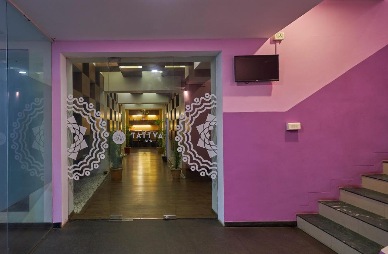Royal Orchid Beach Resort & Spa, Utorda Beach Goa Exterior foto