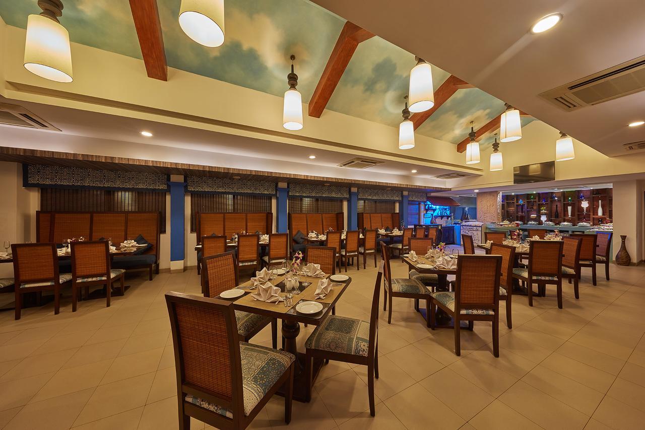 Royal Orchid Beach Resort & Spa, Utorda Beach Goa Exterior foto